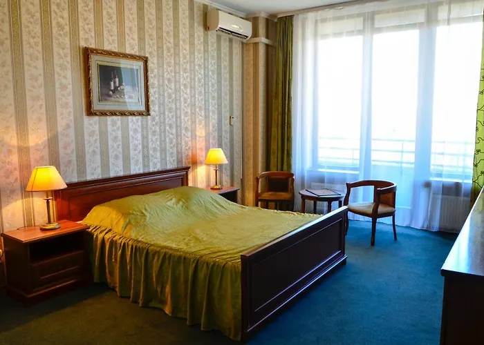 Diplomat Aparthotel Київ